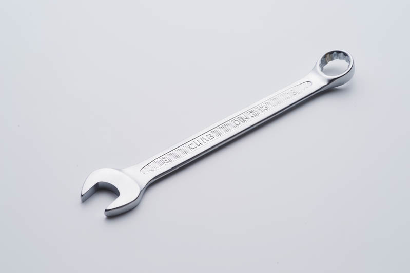 Фото Ключ рожково - накидной  CrV 18мм (холодный штамп DIN3113) СИЛА
