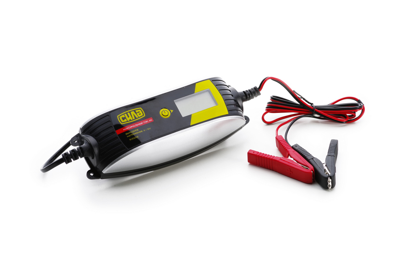 Фото Зарядное устройство для авто 4А, 6-12В, до 120Ah (подходит на свинцово-кислотные, гелевые и AGM АКБ) (цифровое импульсное) СИЛА